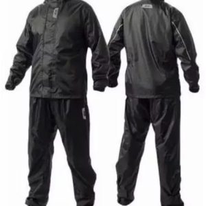 piloto traje de lluvia